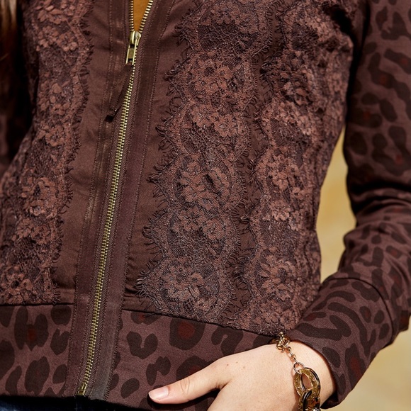 Evy’s Tree Olivia in Leopard Cardigan M - Picture 2 of 5